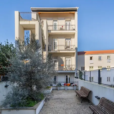 Διαμέρισμα Cozy W/ Ac And View