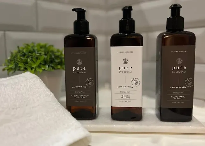 Cozy W/ Ac And View 公寓